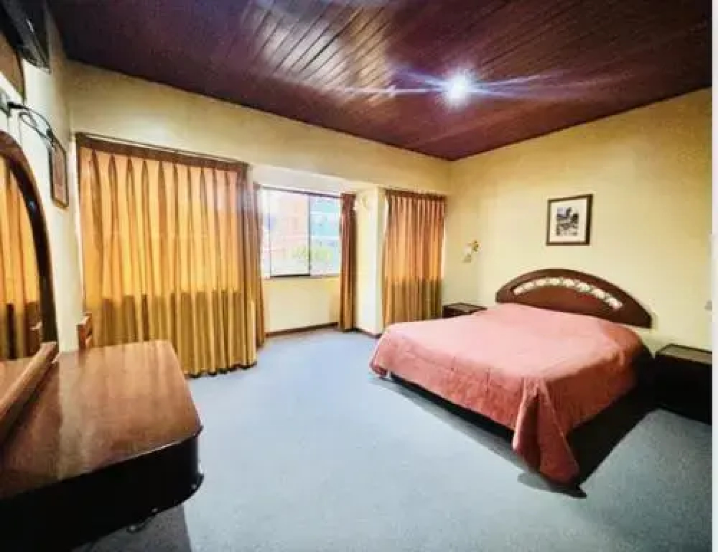 Los Portales Hotel