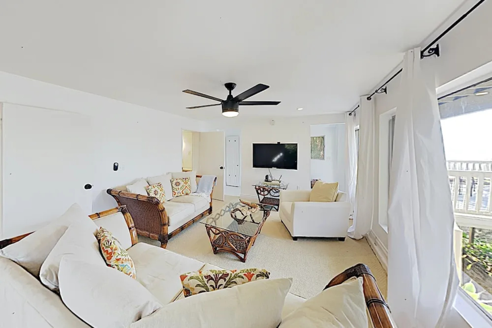 3BR 2BA Summerland Beach Retreat Ocean Views by RedAwning