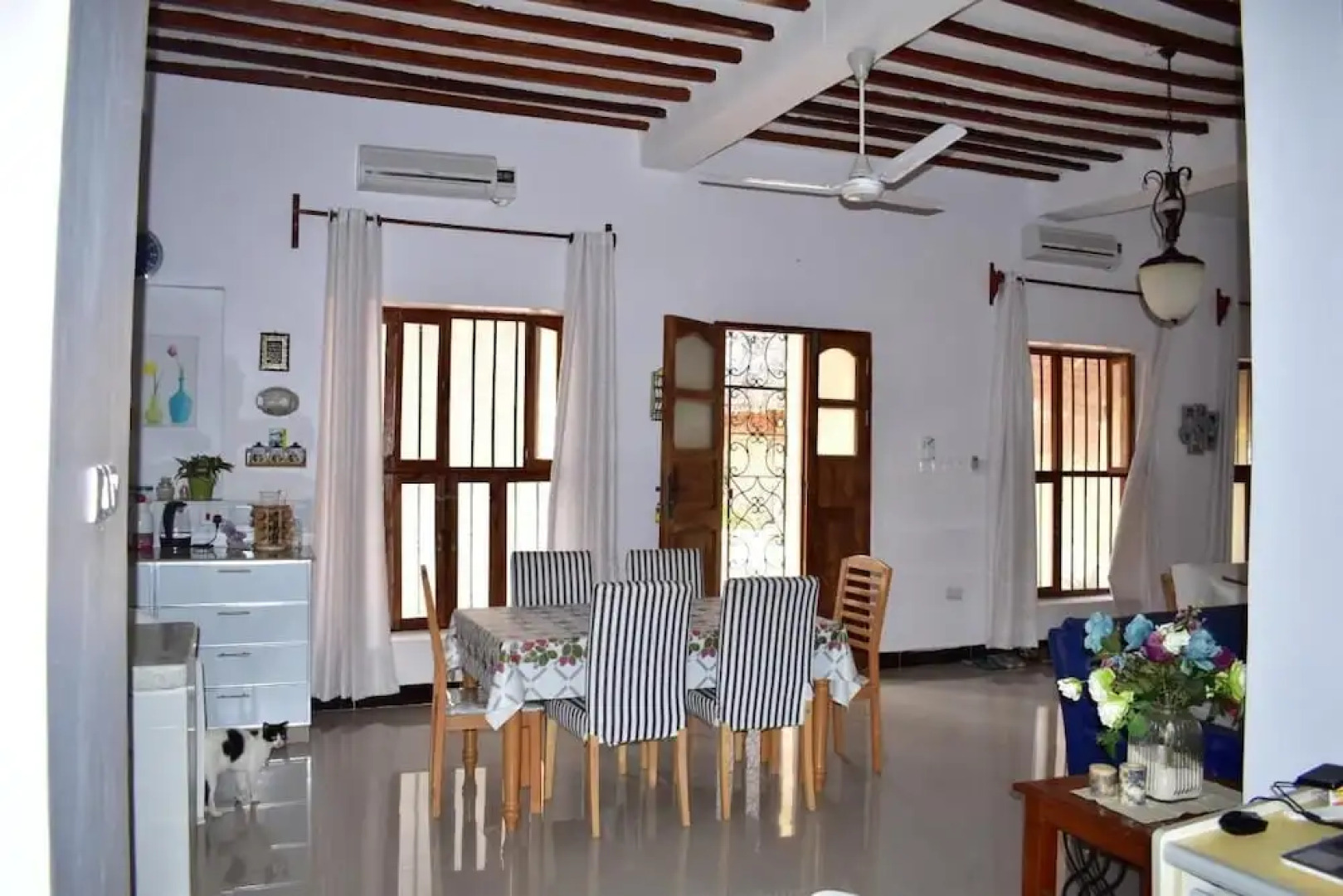 Mbv Hotel Annex Family Rooms