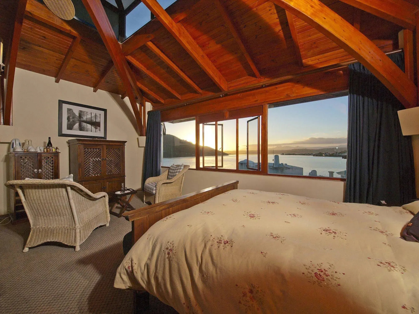 Augusta Bay Guest House