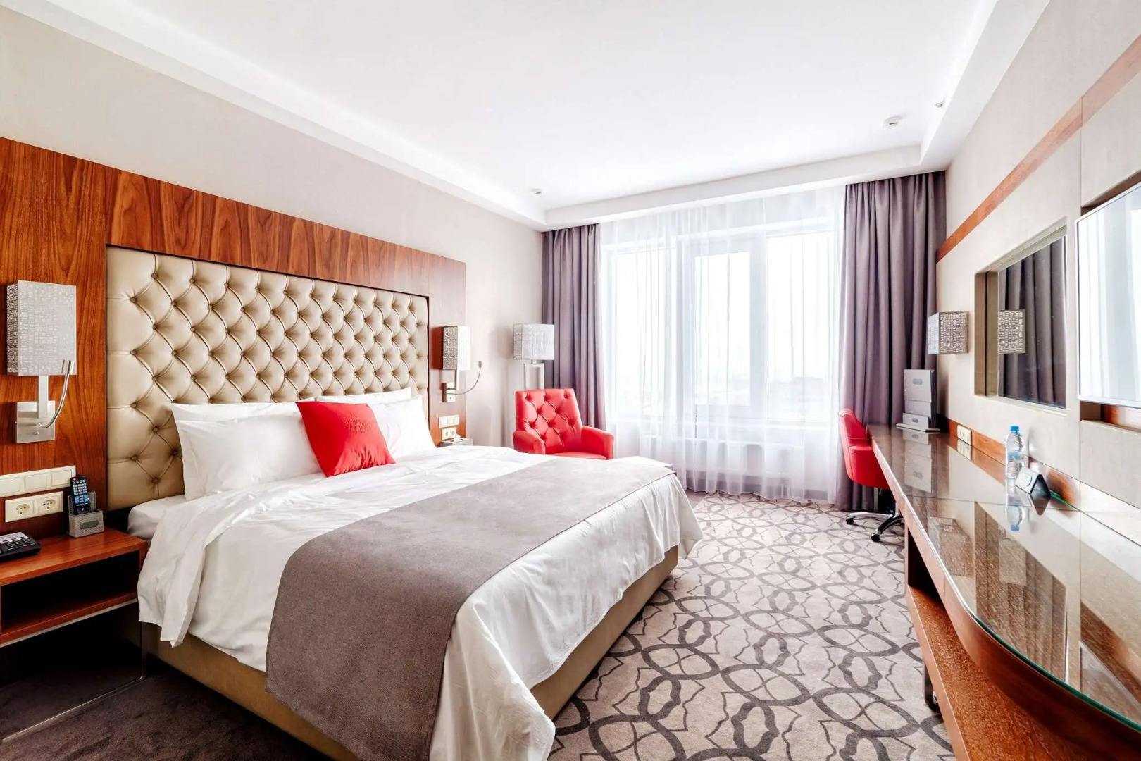 Ramada Plaza Voronezh City Centre