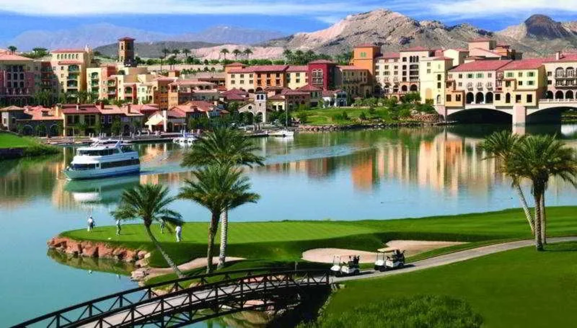 Aston Montelago Village Resort