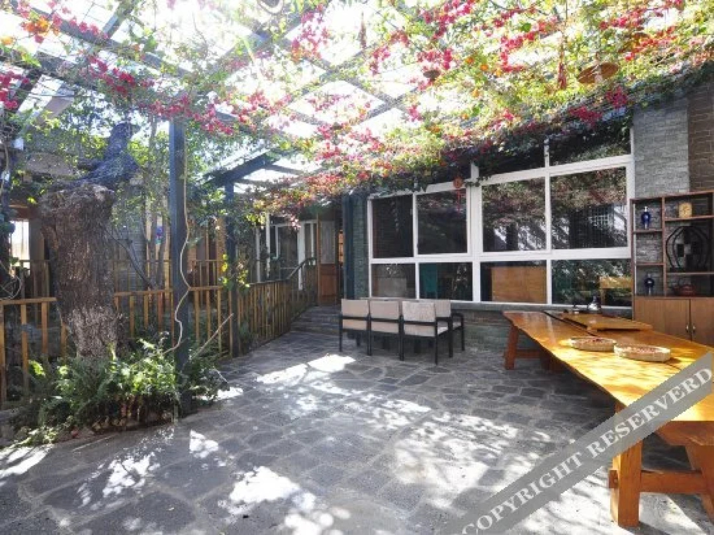 Yingyuetan Hotspring Hotel