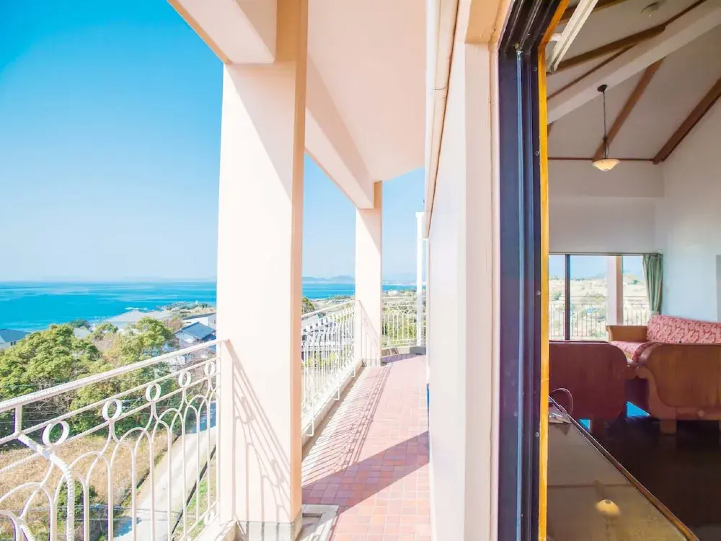 Resort Hotel Umibenokajuen