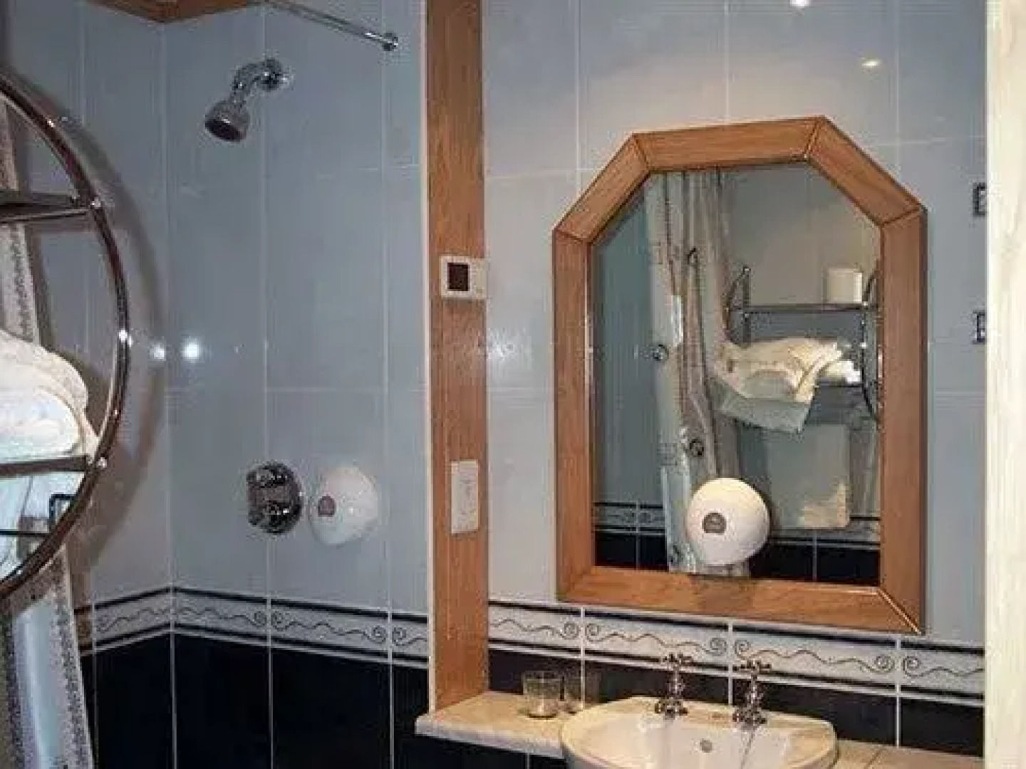 The Bessemer Hotel Carvery and Grill