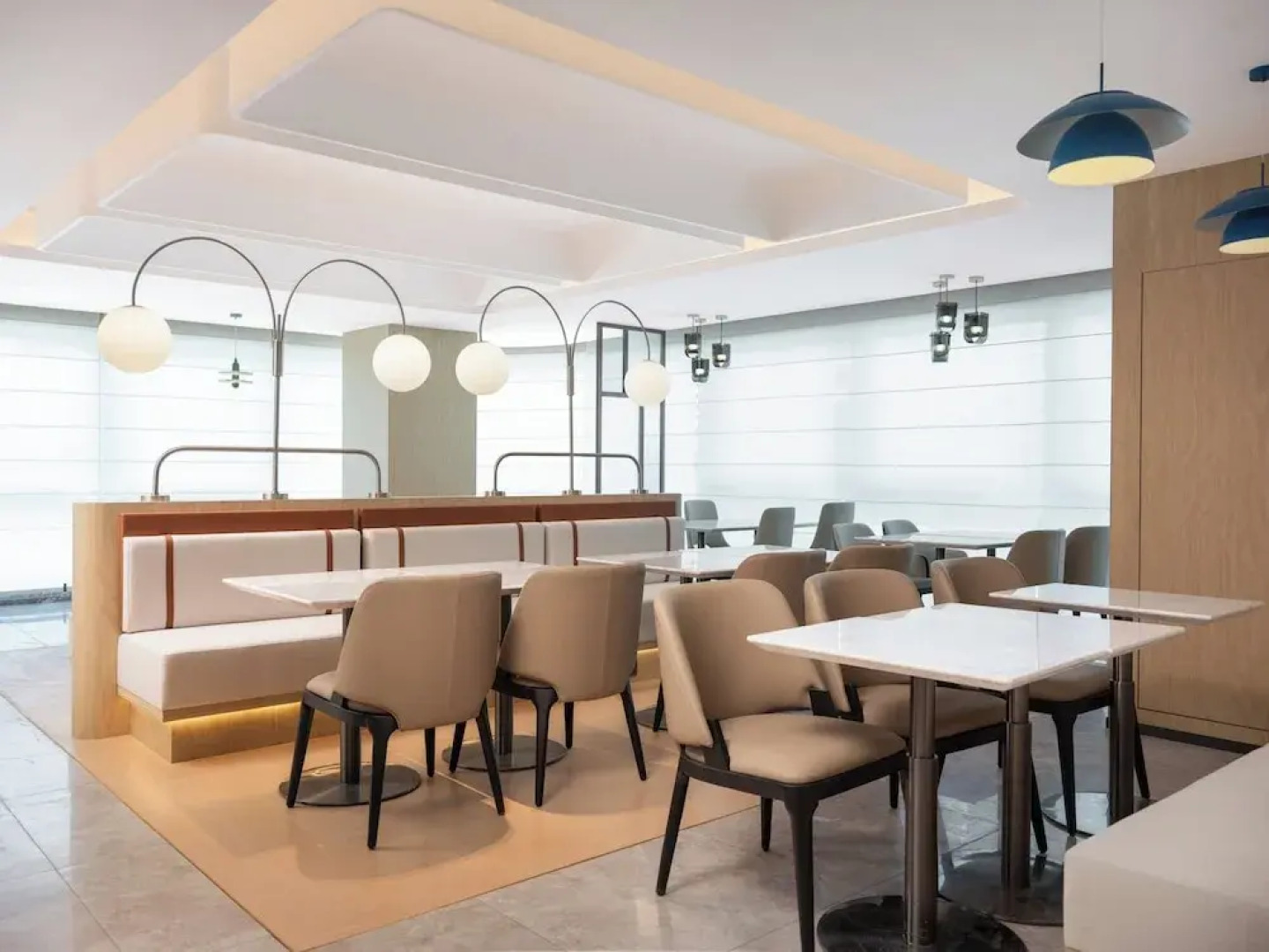 Holiday Inn Express Rizhao Oriental Colorful City by IHG