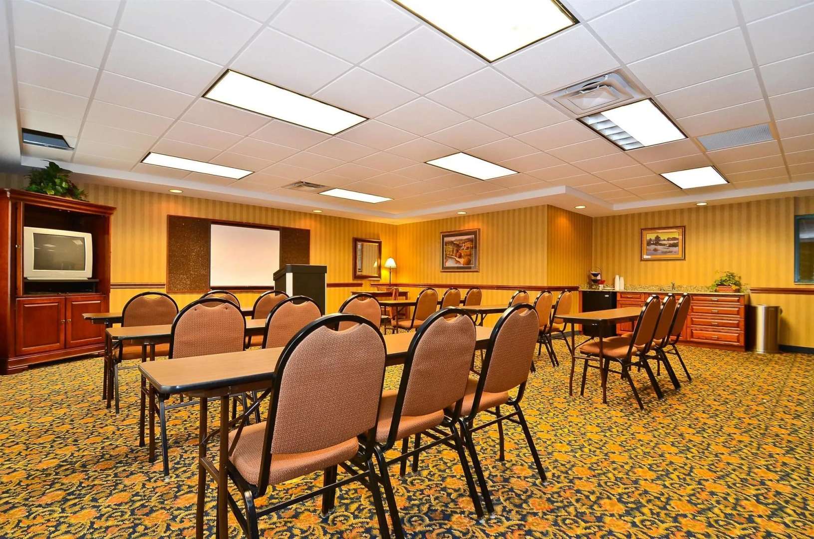 Best Western Executive Inn & Suites