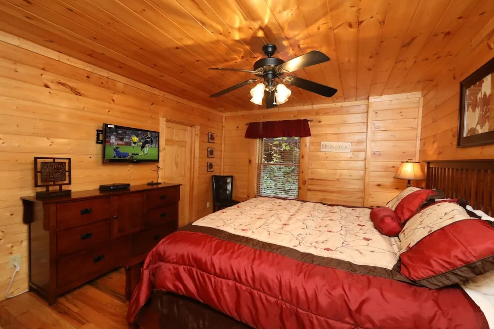 Blessed Nest - Four Bedroom Cabin