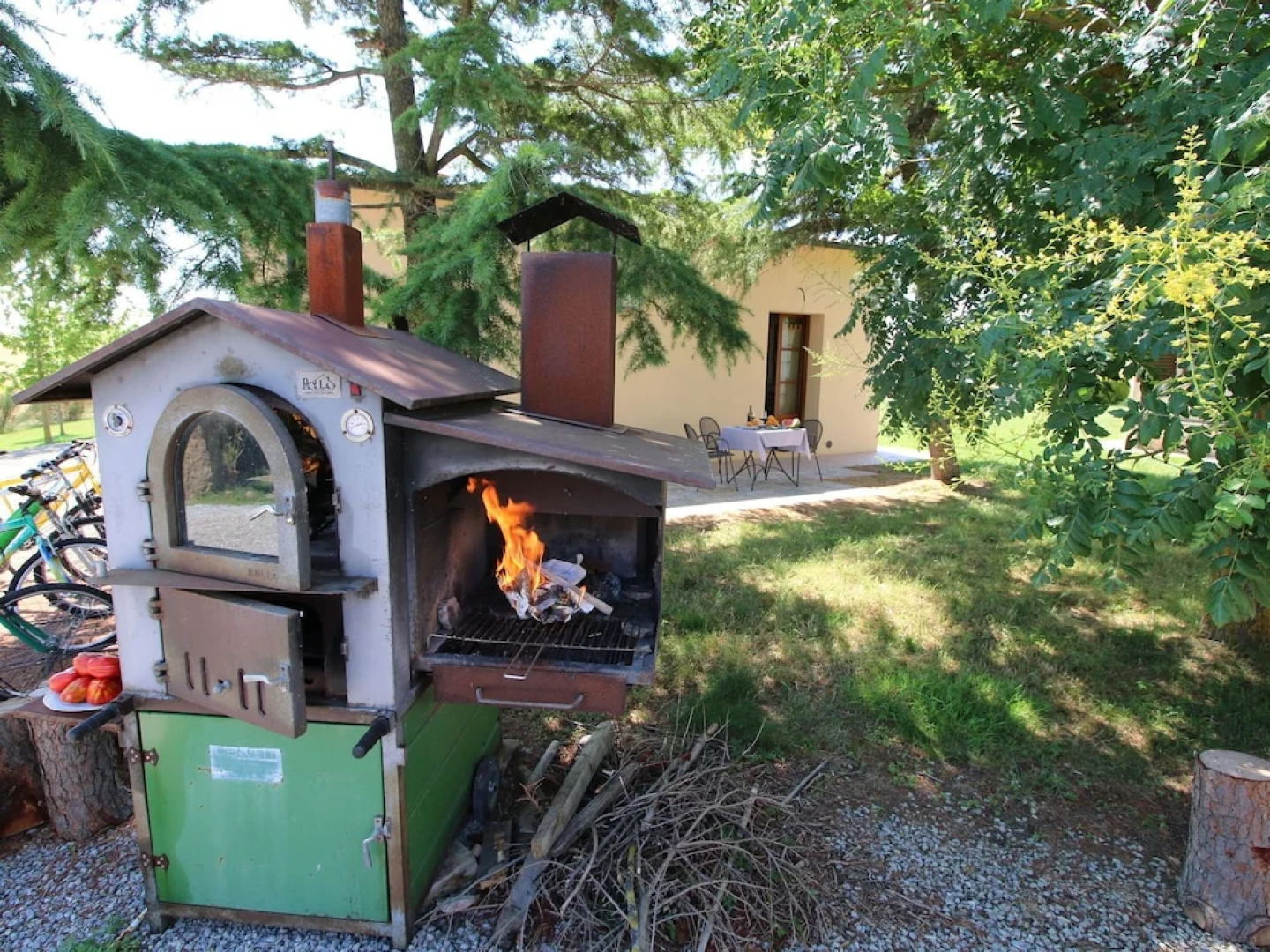 Farmhouse on a hill in the breathtaking Tuscan countryside