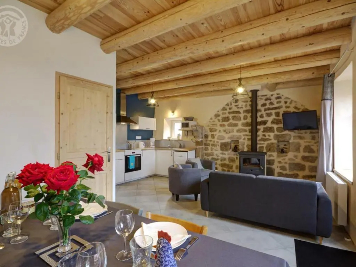 Gîte Saint-Hilaire-Cusson-la-Valmitte, 4 pièces, 6 personnes - FR-1-496-206