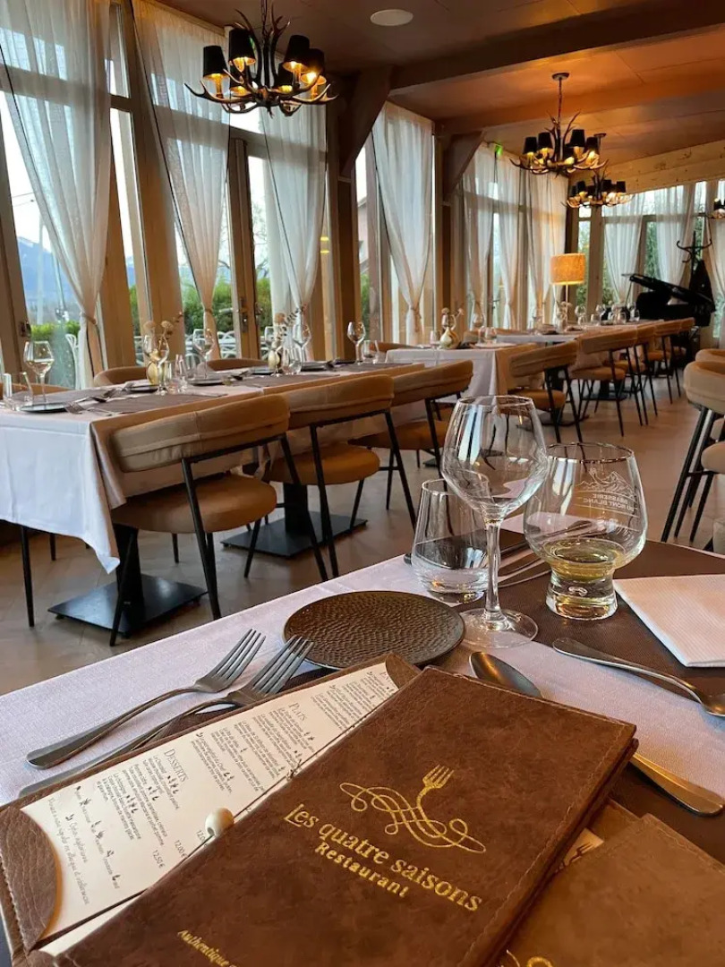 Hôtel Restaurant Les Quatre Saisons