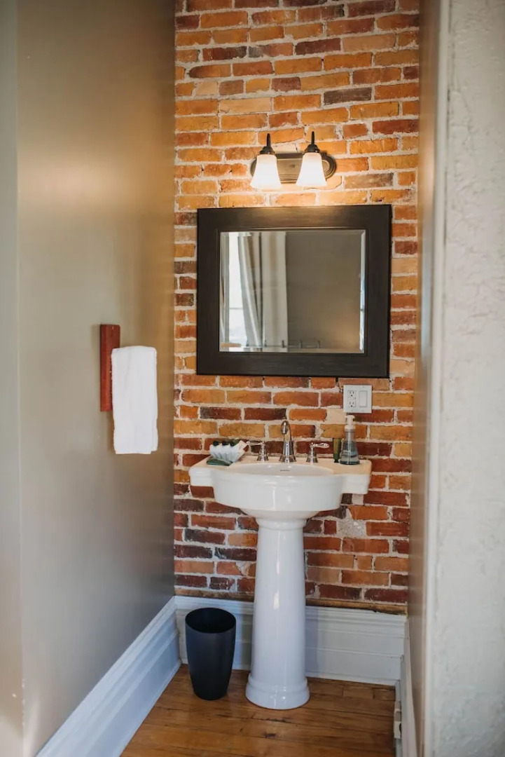 Iron Kettle Bed and Breakfast