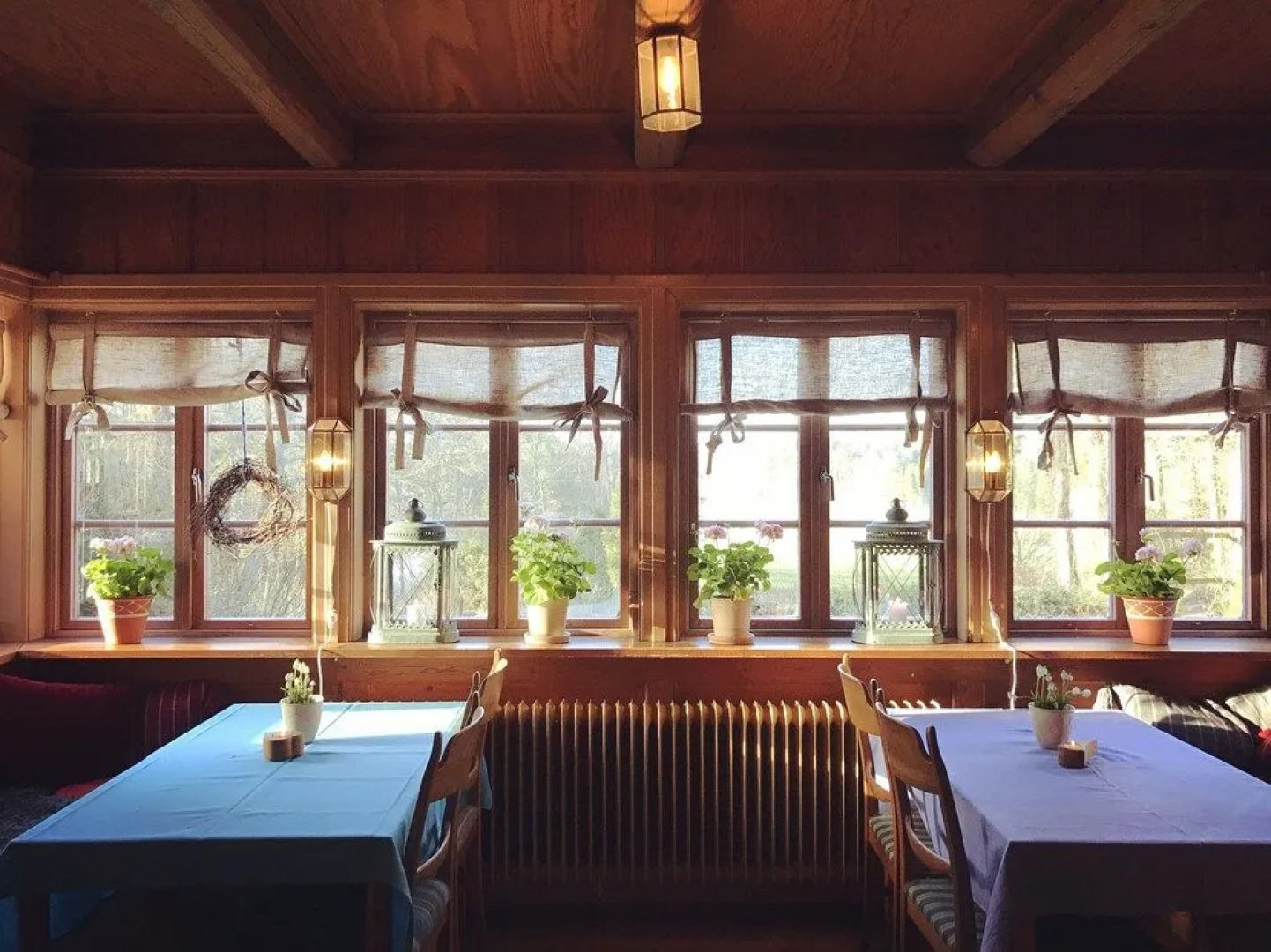 Vallåsens Värdshus - Hostel