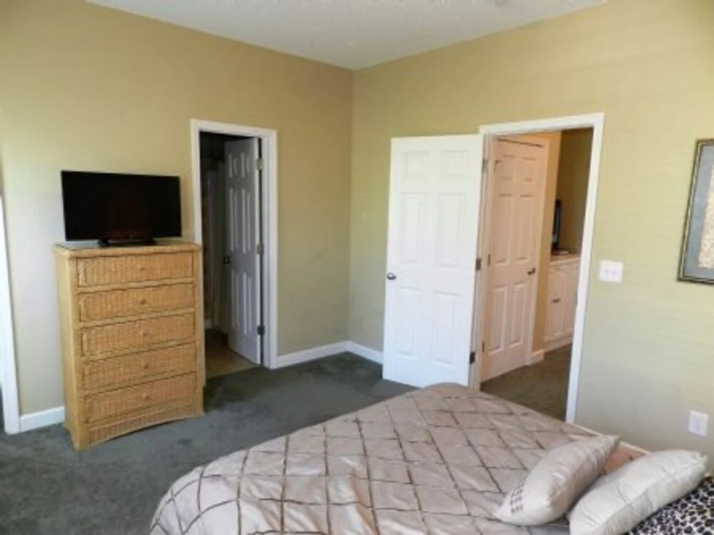 Las Palmas Home #64622 5 Bedrooms 5.5 Bathrooms Home