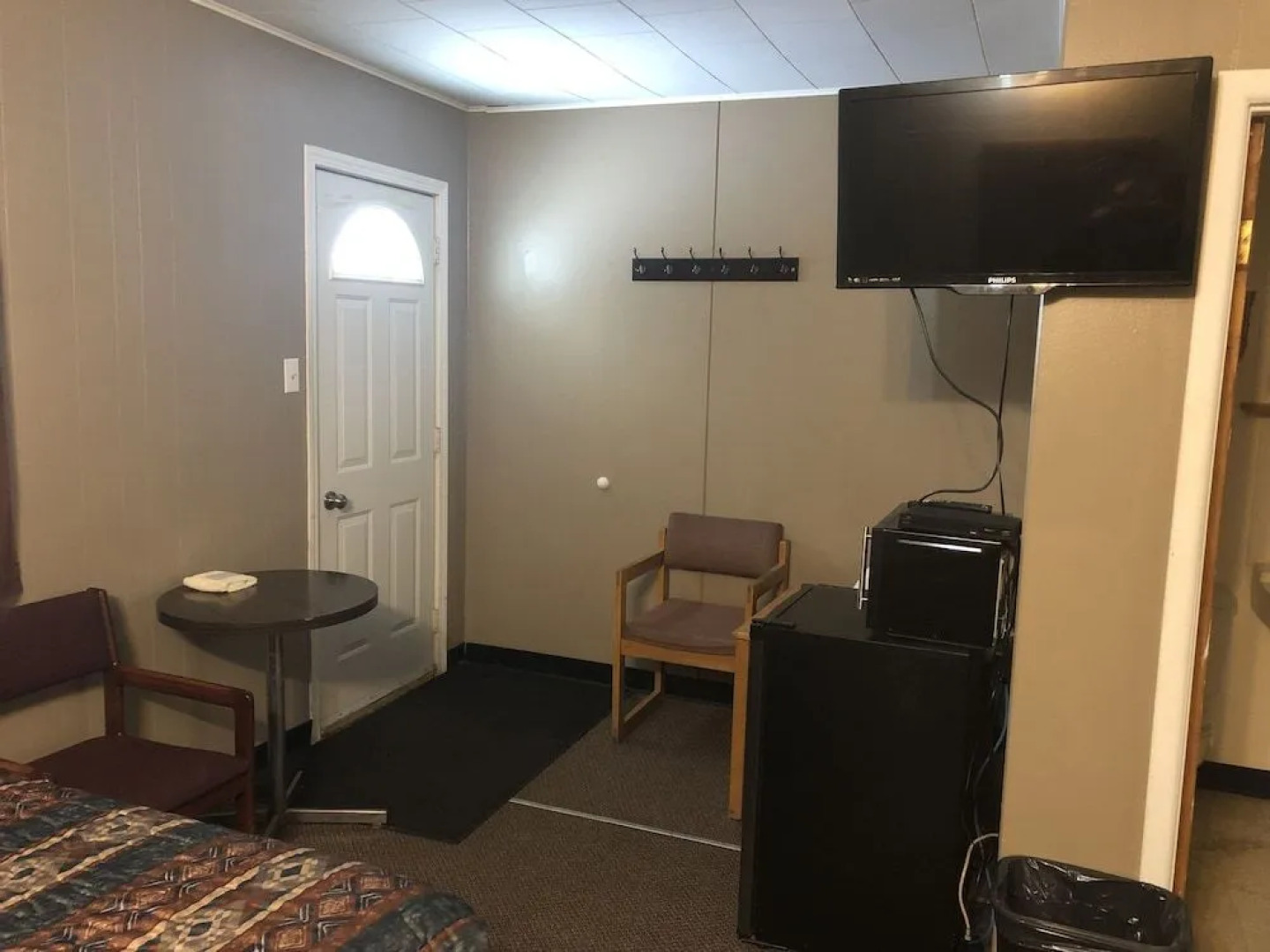 Robins nest motel and cafe