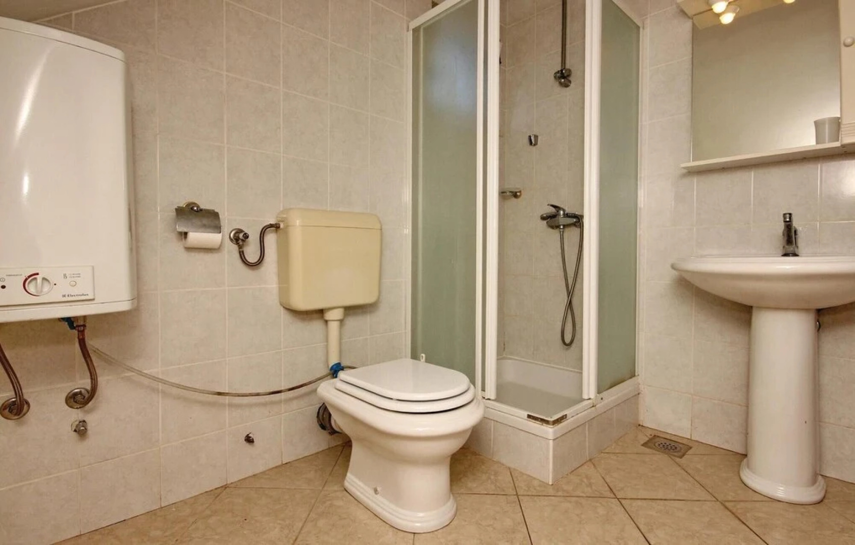 Awesome Home in Racisce With Wifi and 2 Bedrooms