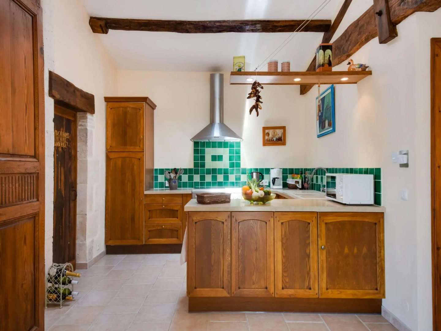 Tranquil Home in Saint-Martin-de-Gurson, 15min from Saint Emilion's vineyard