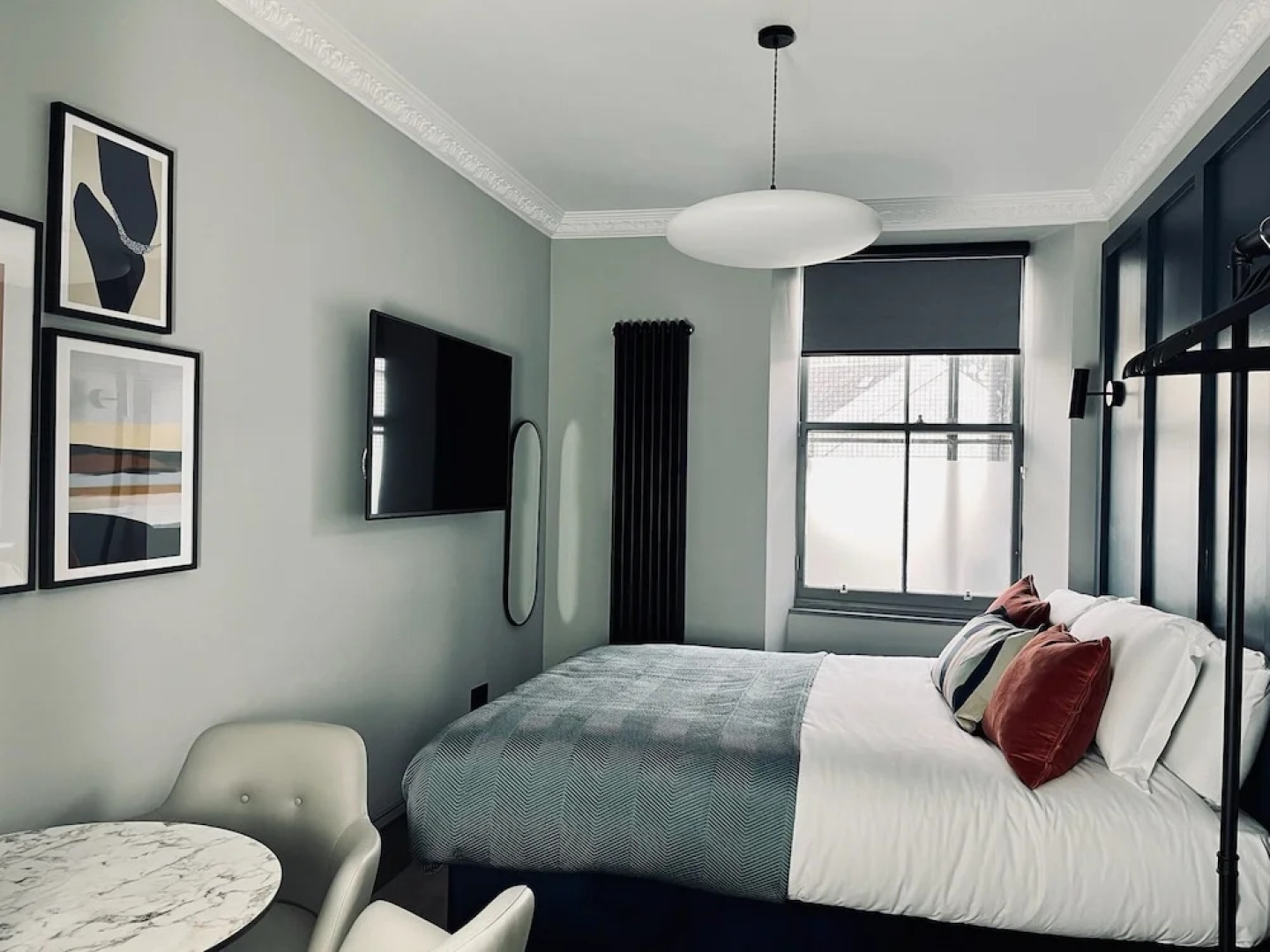 Room in the Borders - 1 Sime Place