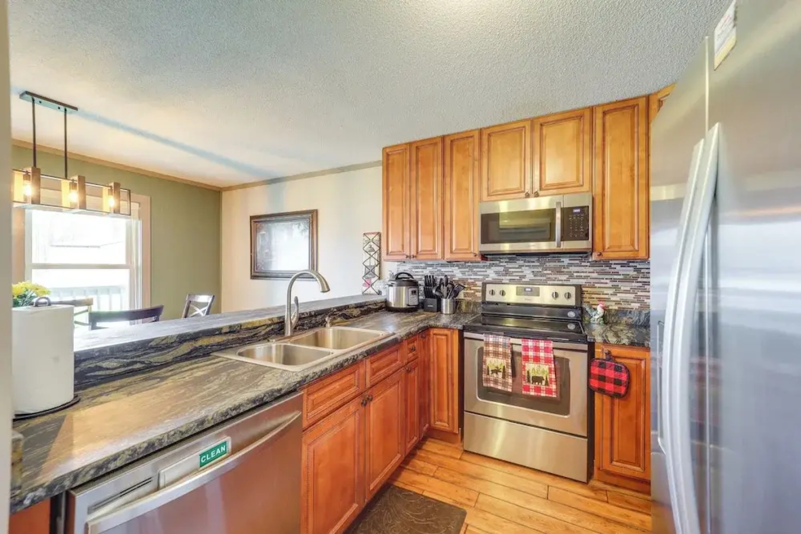 Furnished Deck + Resort Perks: Beech Mtn Retreat!