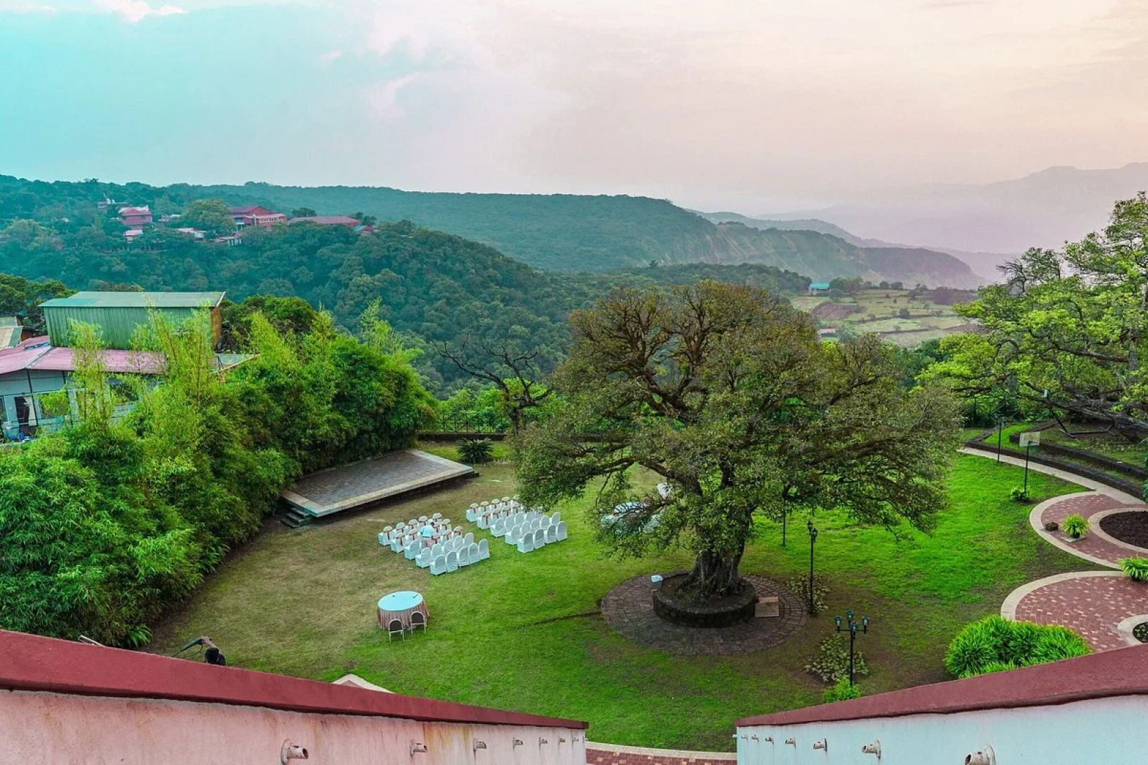 Valley View Beacon Resort