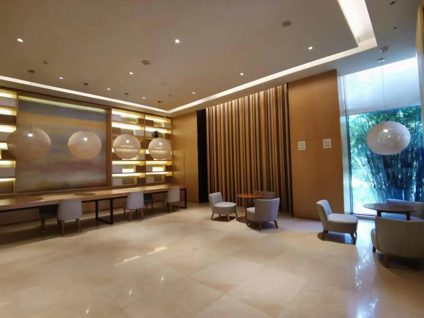 Ji Hotel (Zhenjiang Railway Station South Square)
