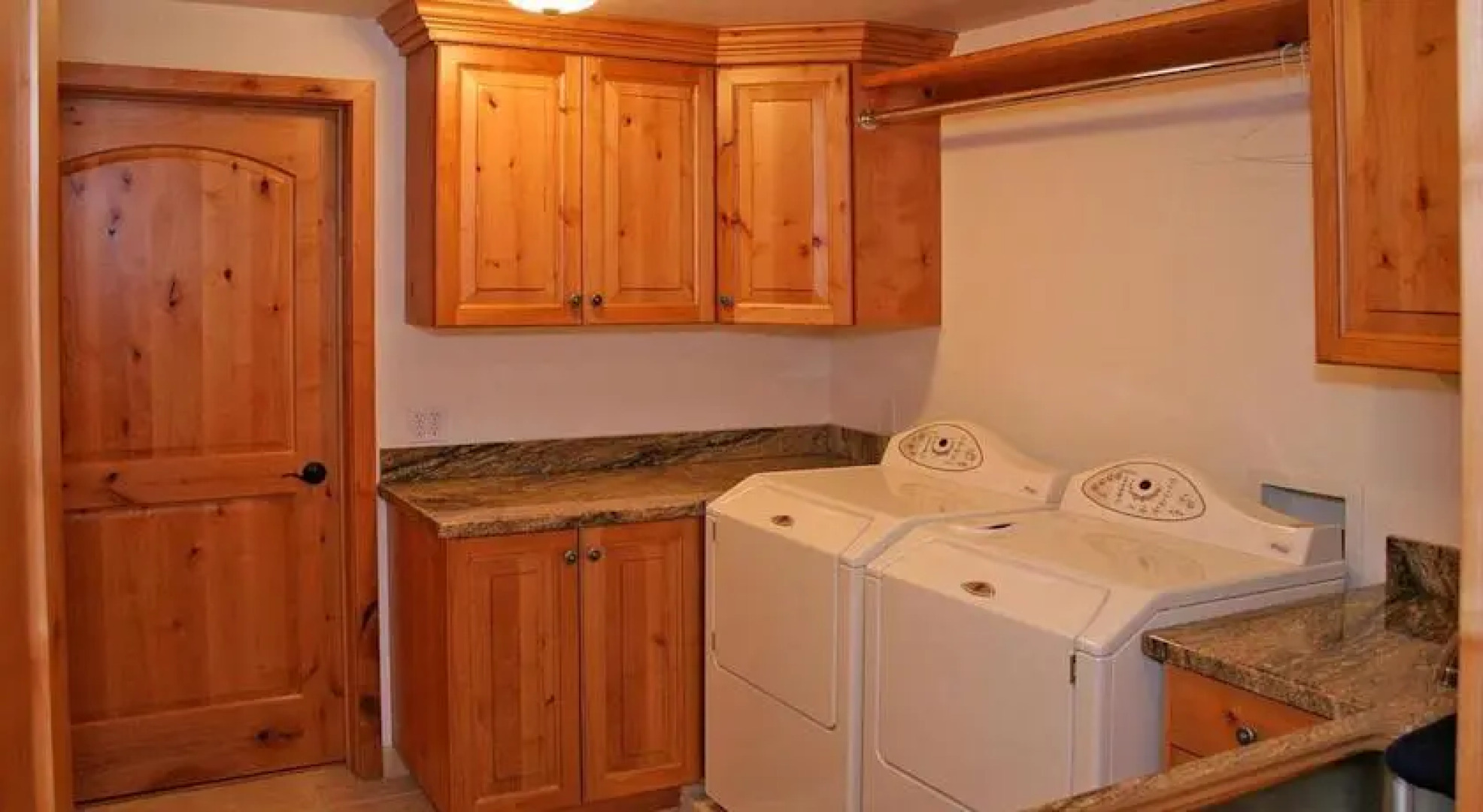 Elk Meadows by Stewart Mountain Lodging