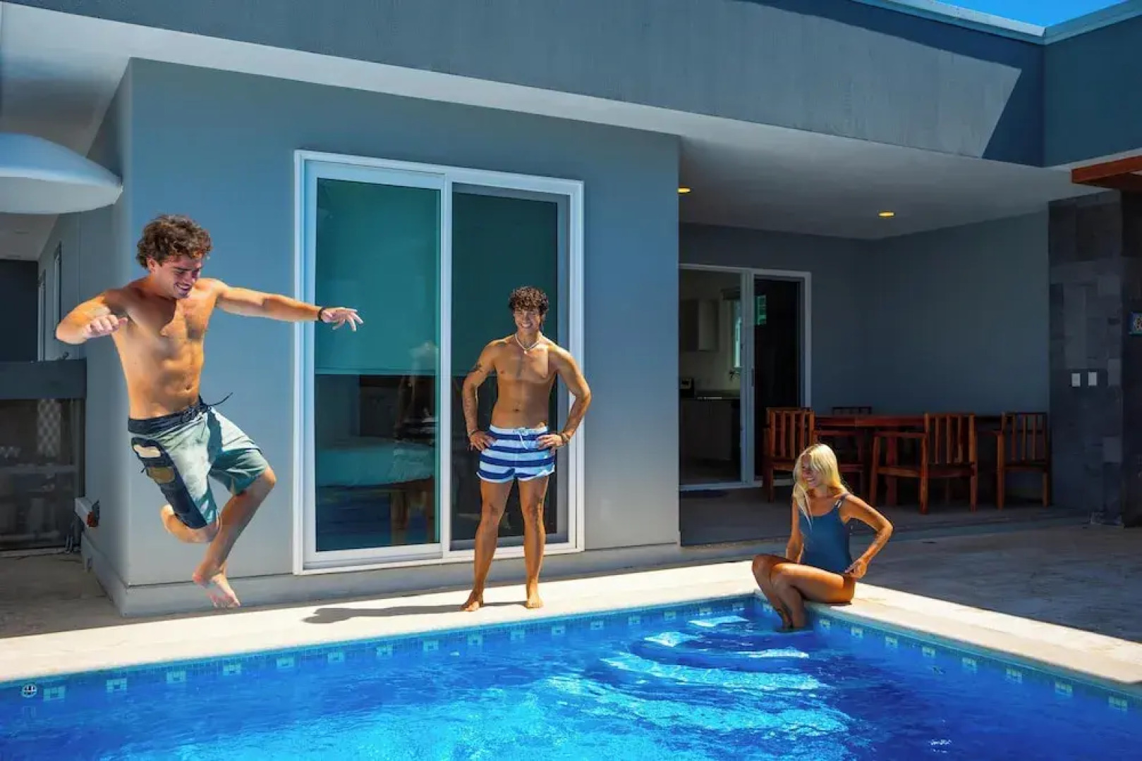 3 min to the Beach Private Pool Villa