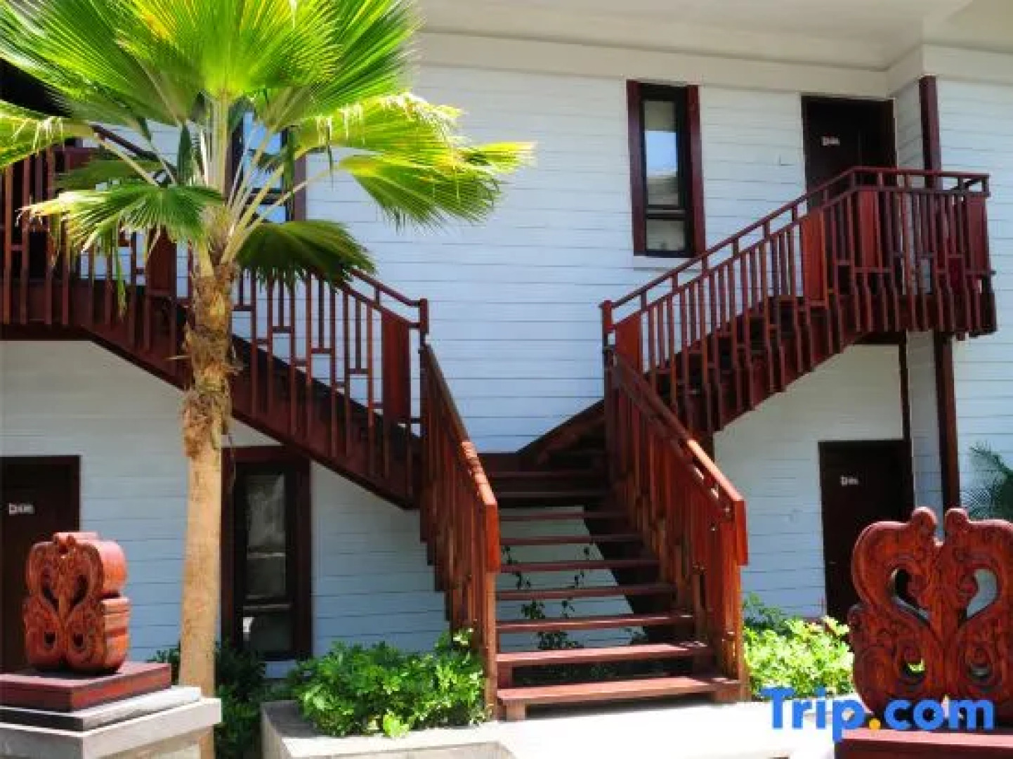 Zhongnan Hot Spring Apartment Hotel