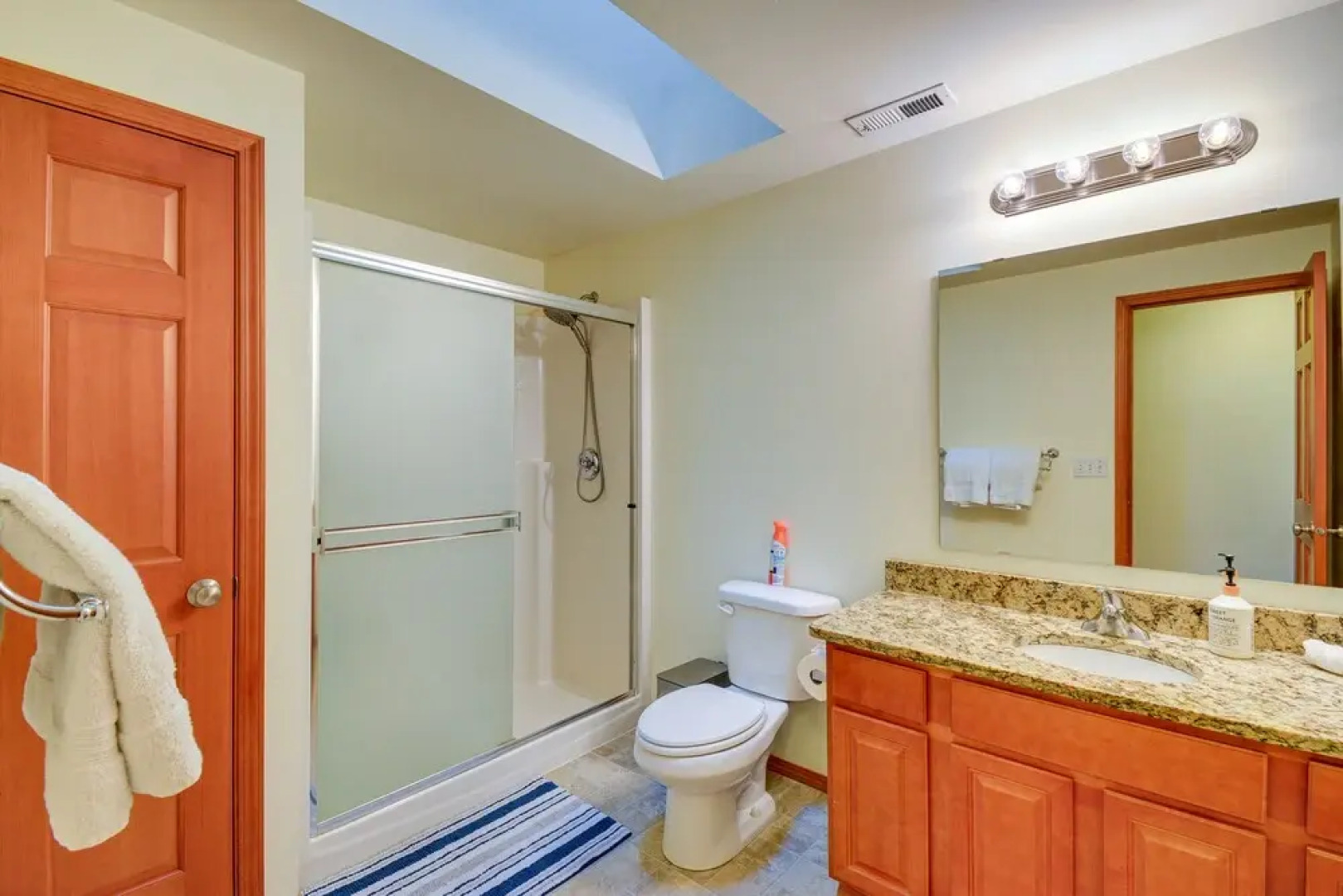 Gig Harbor Vacation Rental w/ Private Hot Tub!