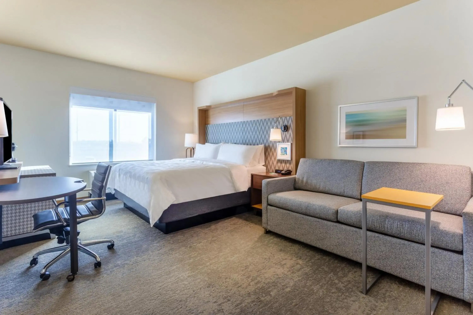Holiday Inn & Suites Cedar Falls - Waterloo Event Ctr by IHG