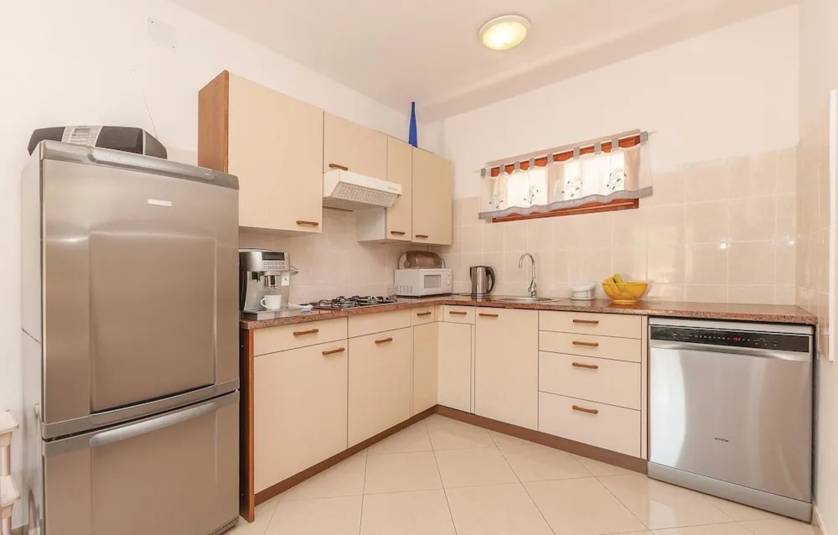 Beautiful Home in Pirovac With Wifi and 2 Bedrooms