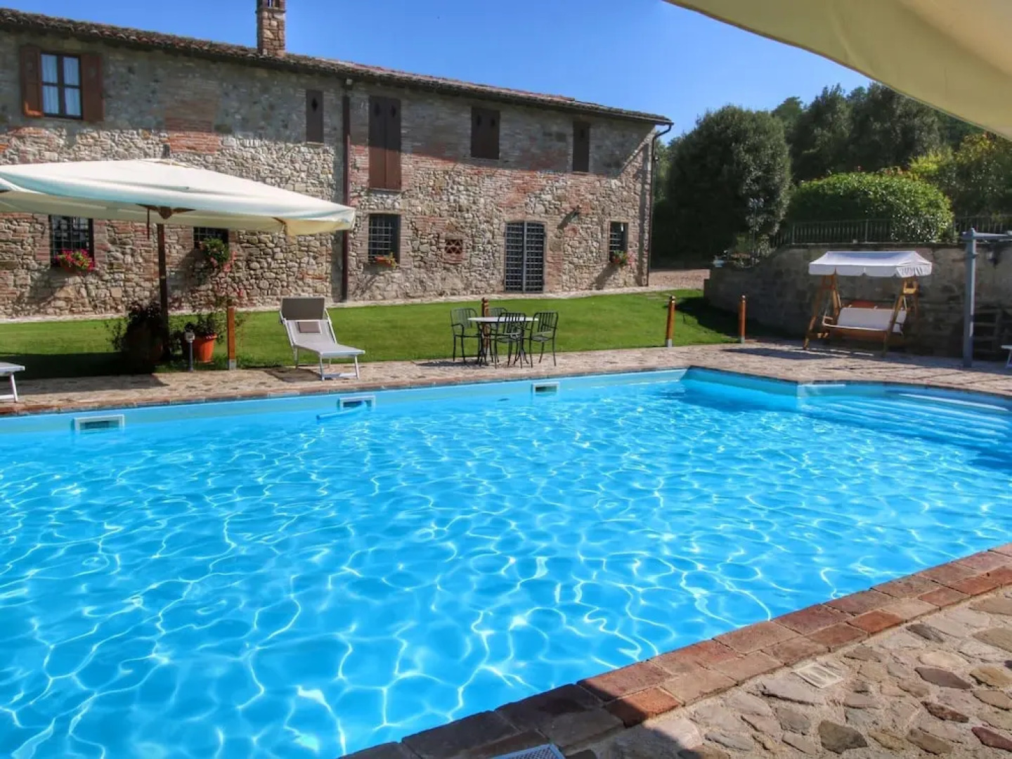 Apartment in Todi With Pool and Garden