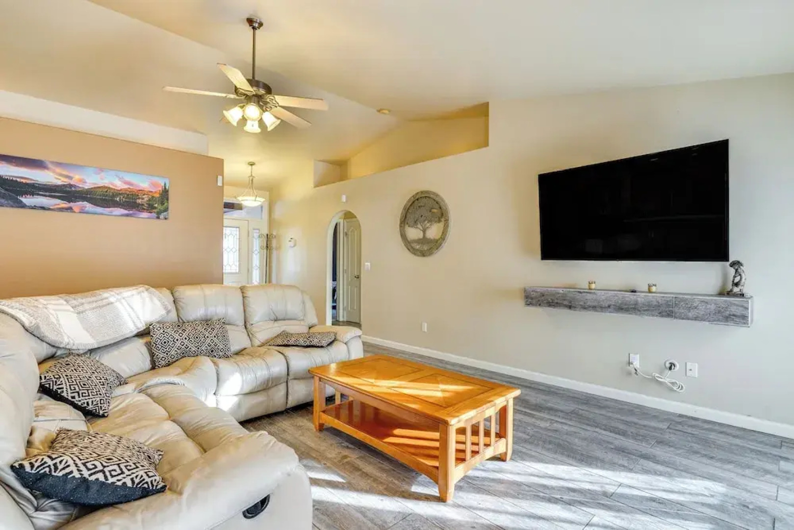 Patio & Grill: Family Home in Pueblo West