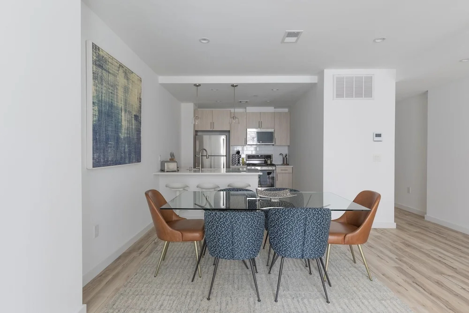 Stylish 3BR Retreat w Private Deck Near NYC