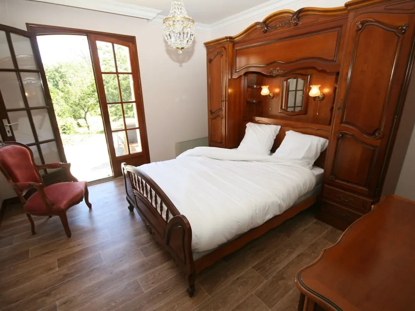 Detached Villa With Private Pool Near the Atlantic Ocean