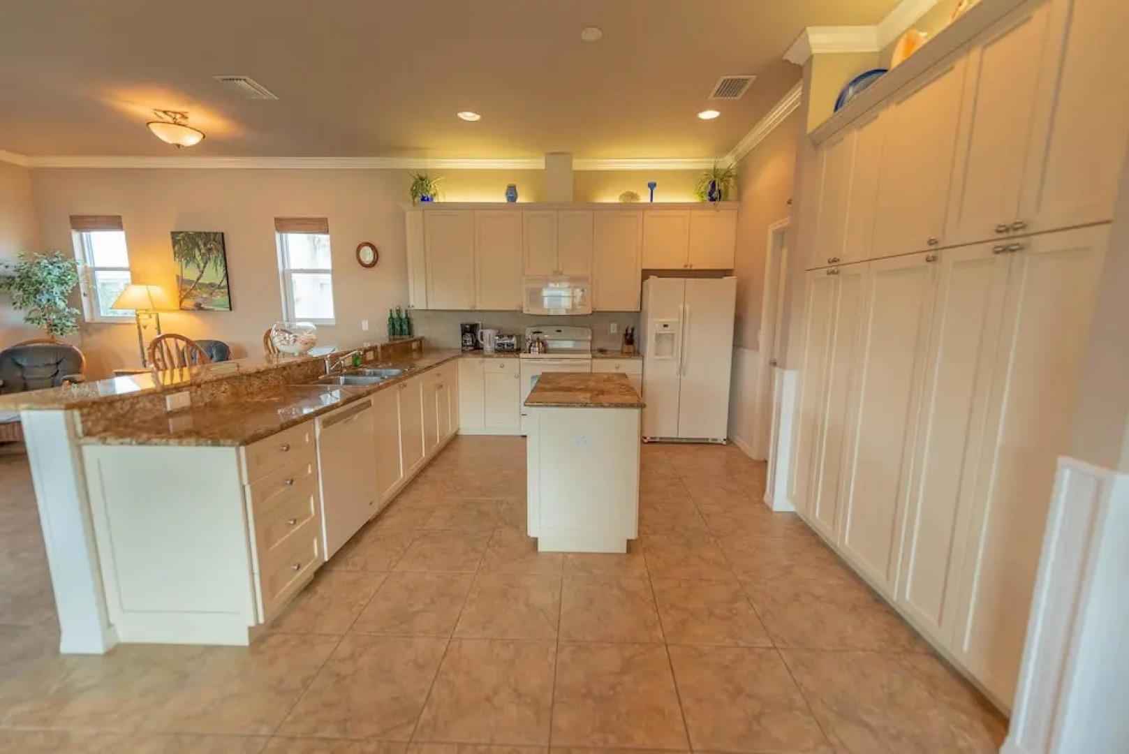 Pelican Villa Apartment 4