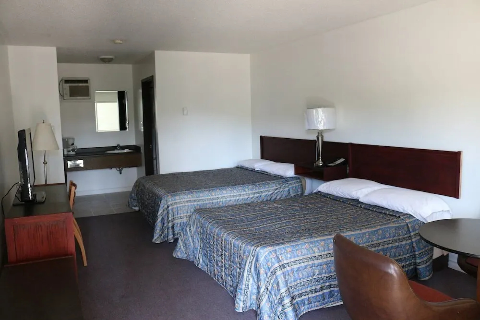 Country Squire Motor Inn