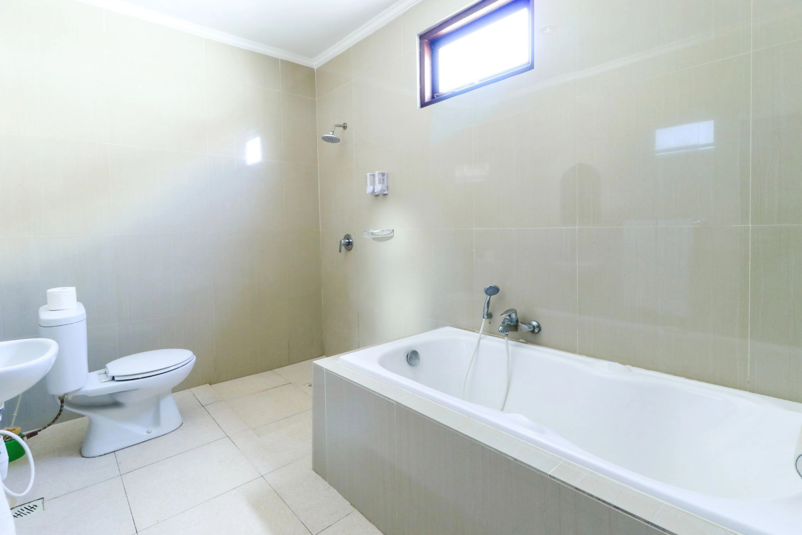 Taman Damai Bungalow by ZUZU