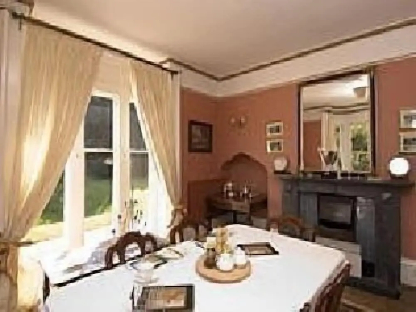 Burcombe Manor