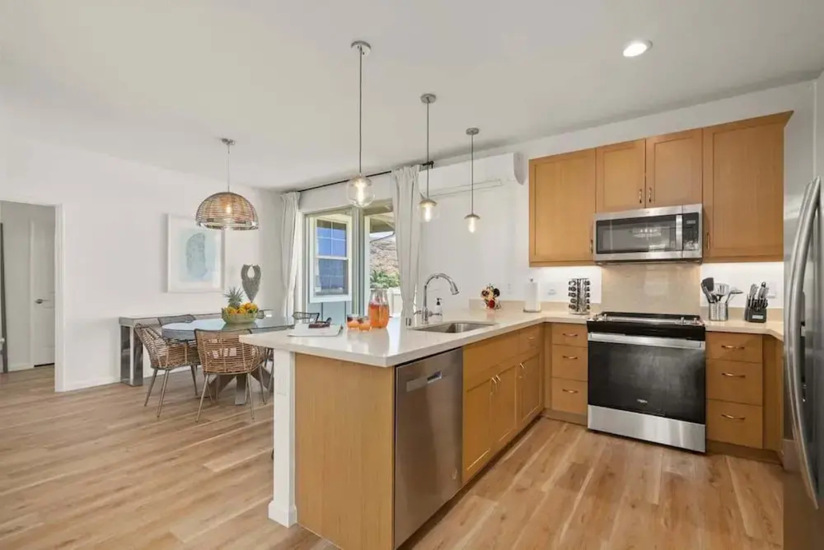 @ Marbella Lane - Paradise Point Close to Beaches