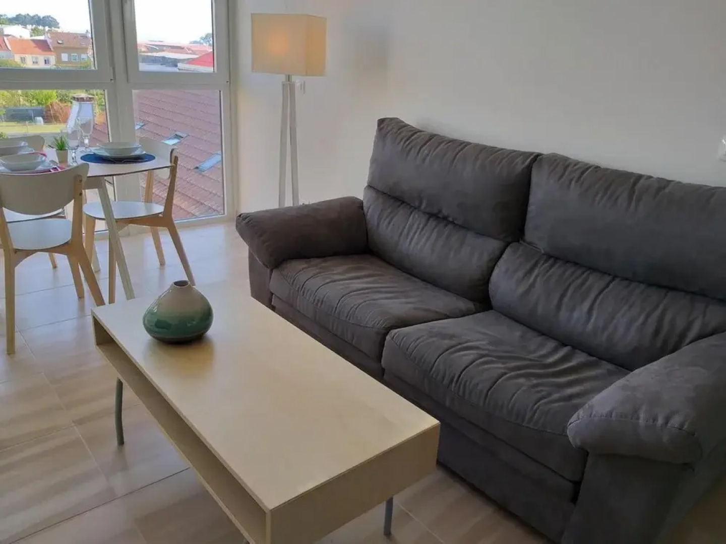 Apartment With 2 Bedrooms in Illa de Arousa, With Wonderful sea View, Furnished Garden and Wifi Near the Beach