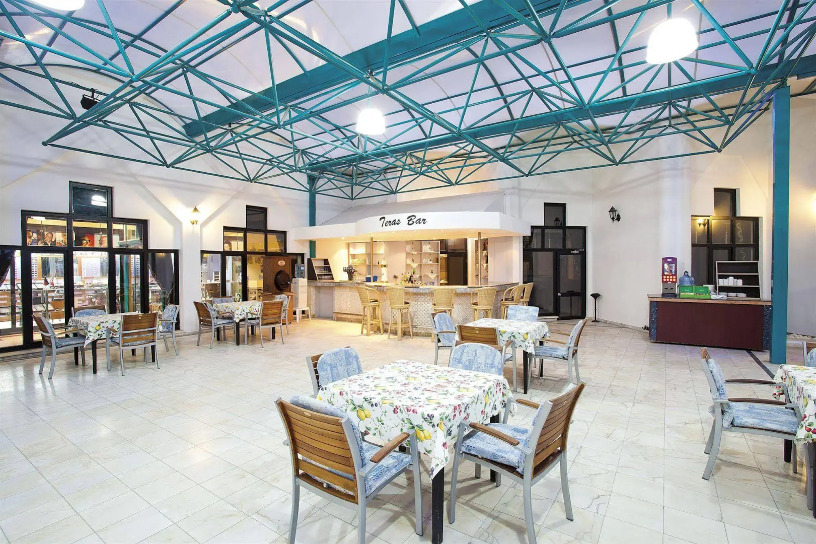 Sural Saray Hotel