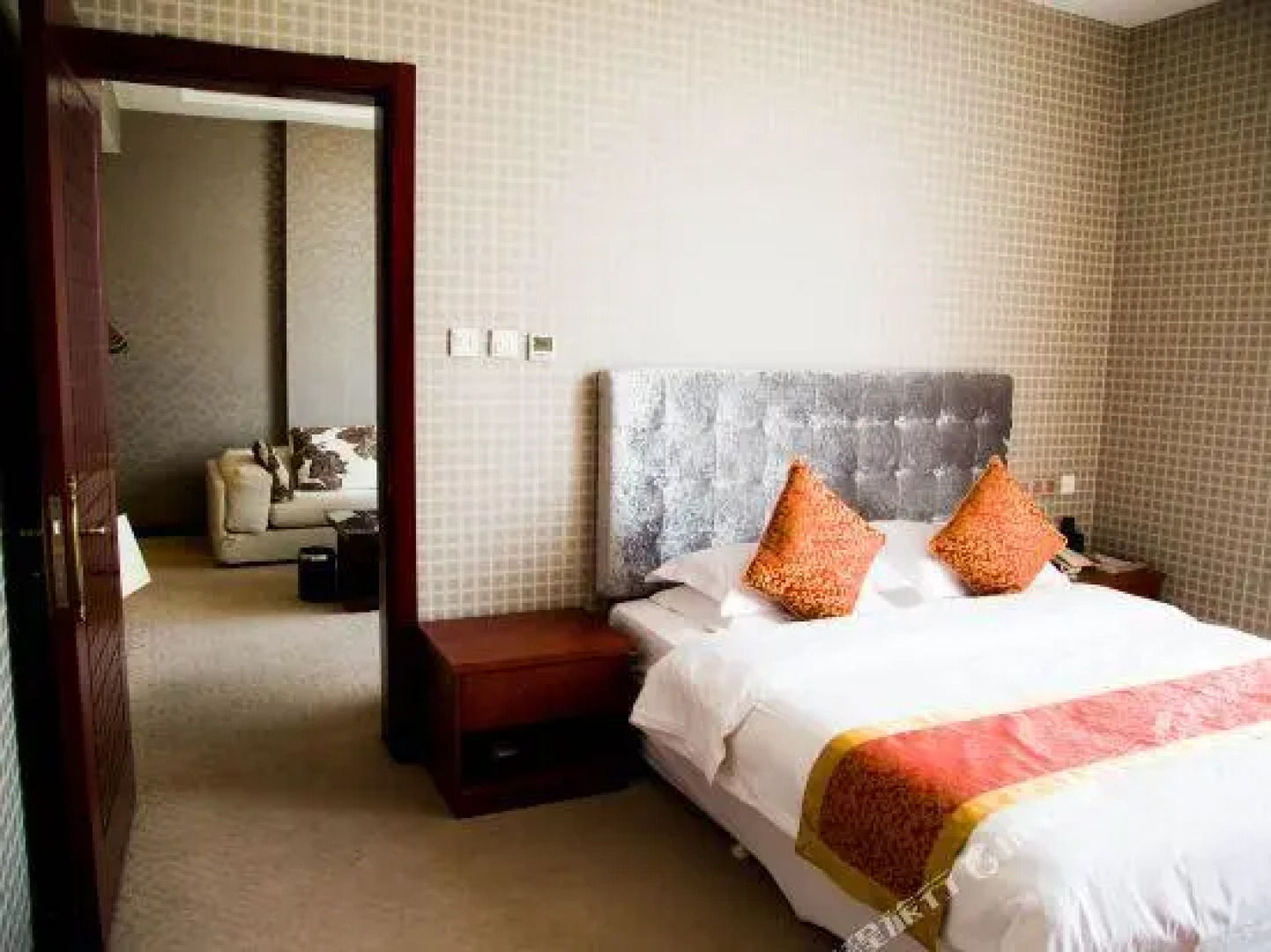 Huamei Hotel (Building A)