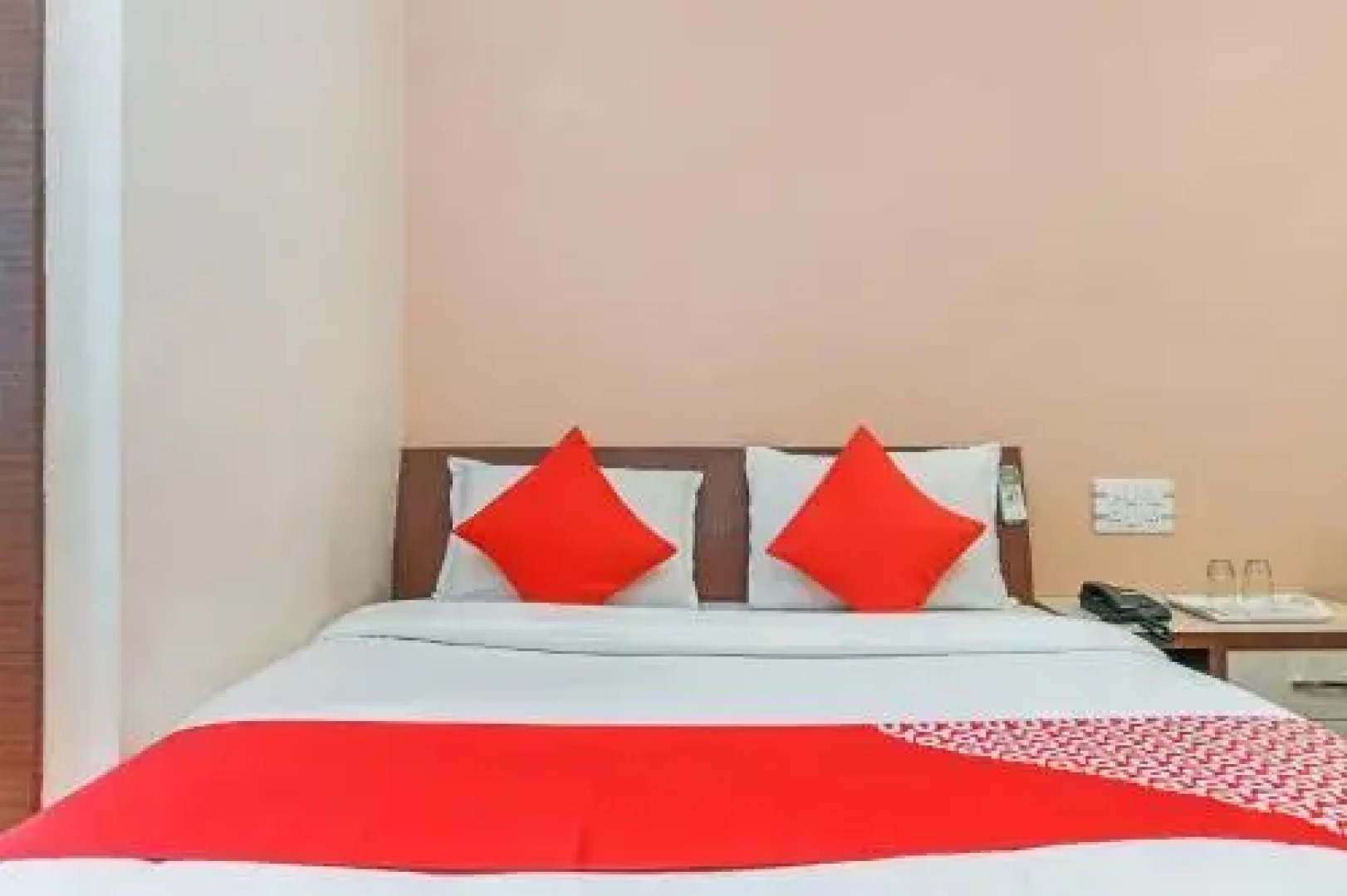 Hotel Landmark Continental By OYO Rooms