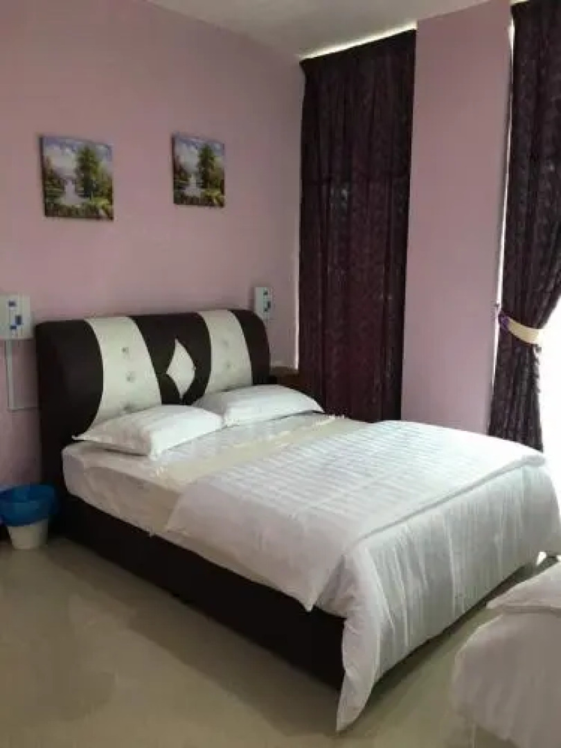 Paka Tamim Seaview Hotel