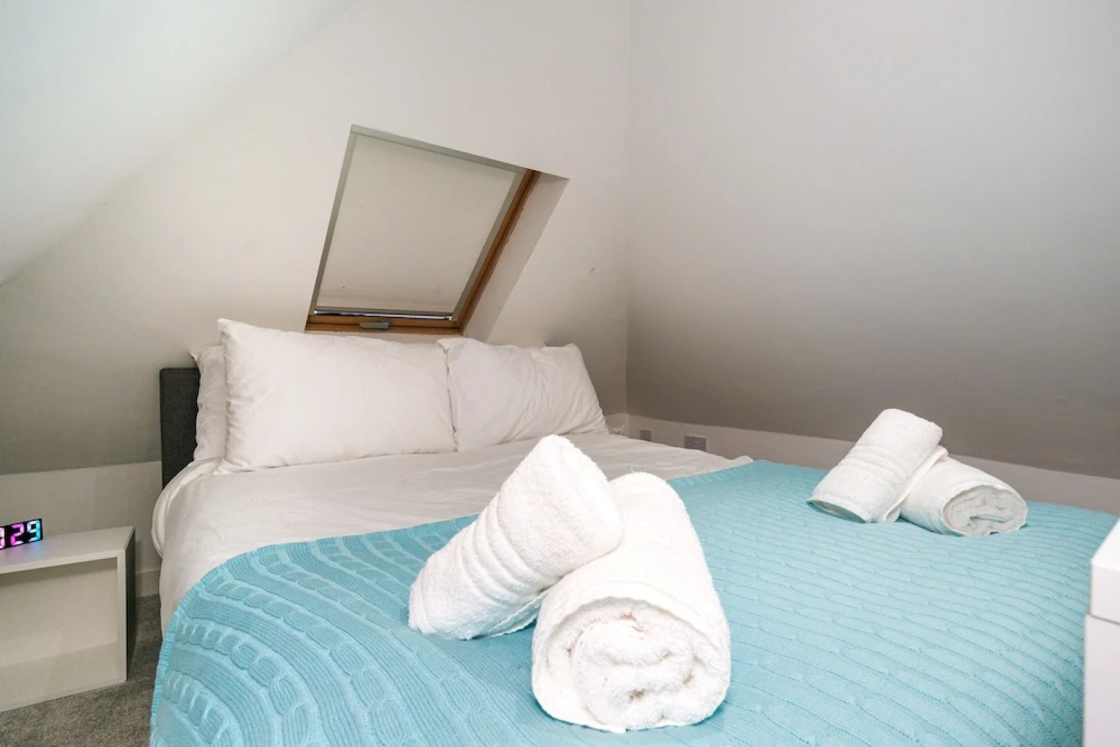 The WhiteCottage at Gildridge wd Hot Tub