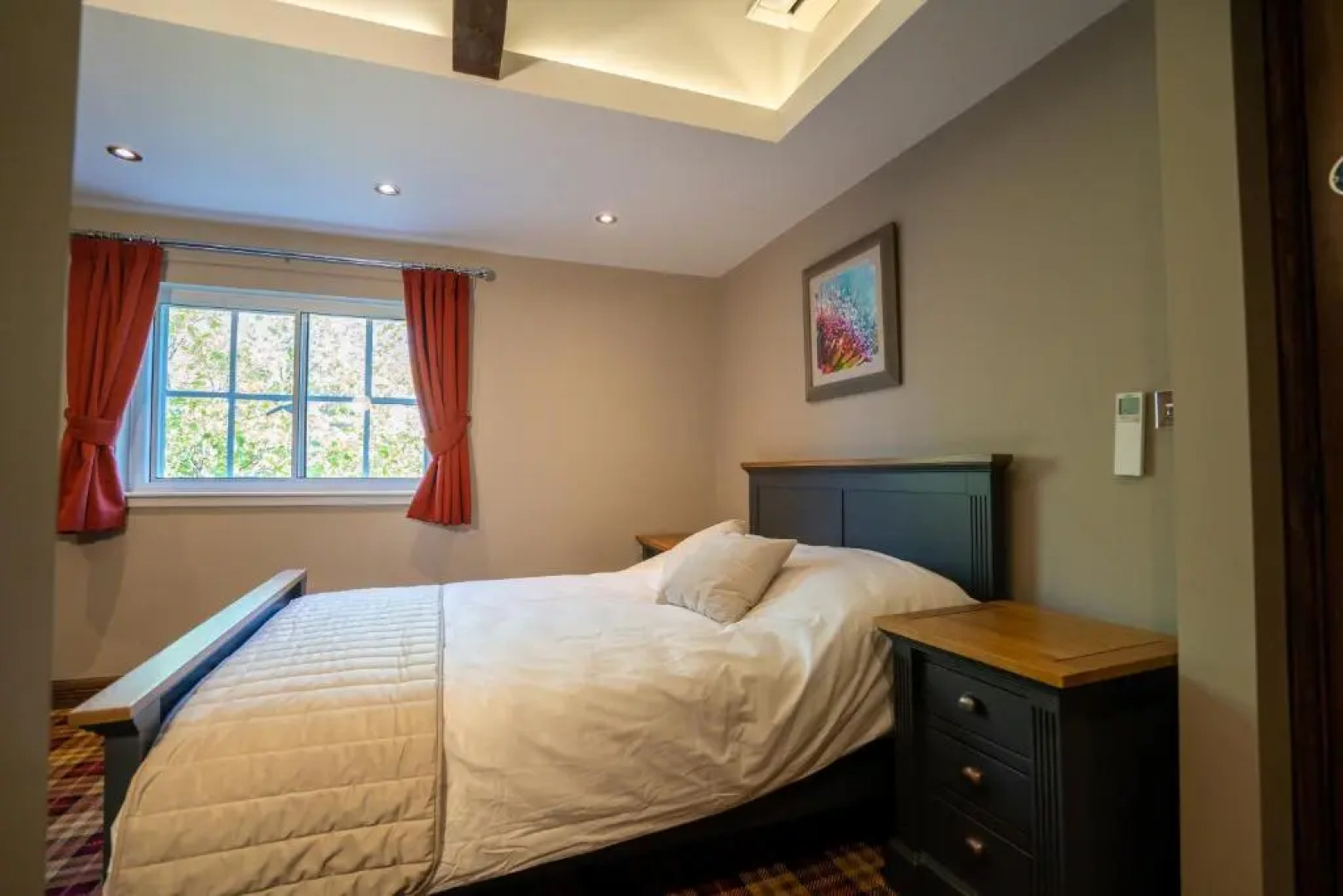 Bond Street Apartments