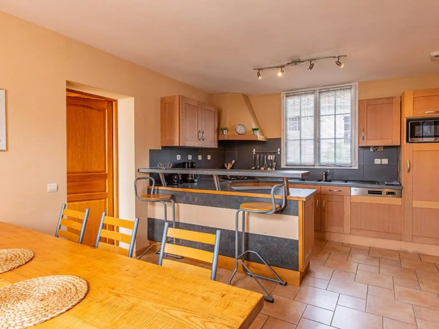 Gîte Chouzy-sur-Cisse, 5 pièces, 8 personnes - FR-1-491-33