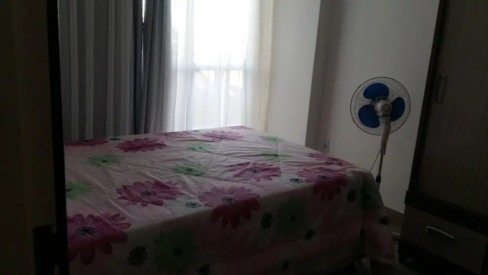 Apto alto padrão com piscina