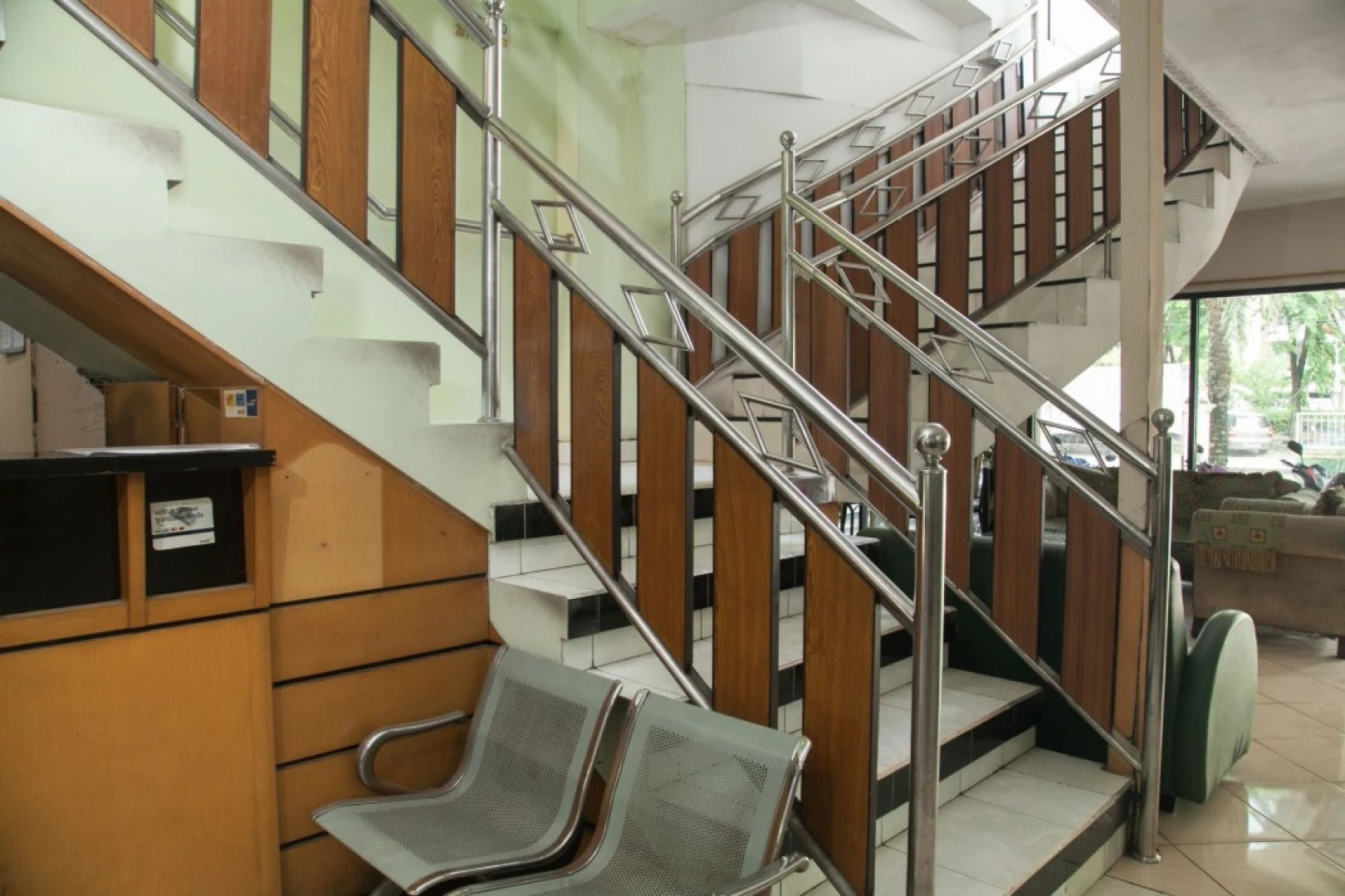 Global Inn Surabaya by RedDoorz